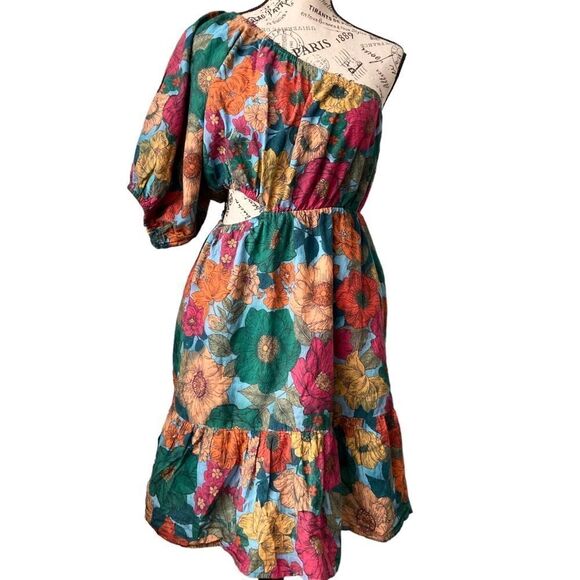 Du Paradis One Shoulder Floral Mini Dress in Size Medium - Picture 3 of 10